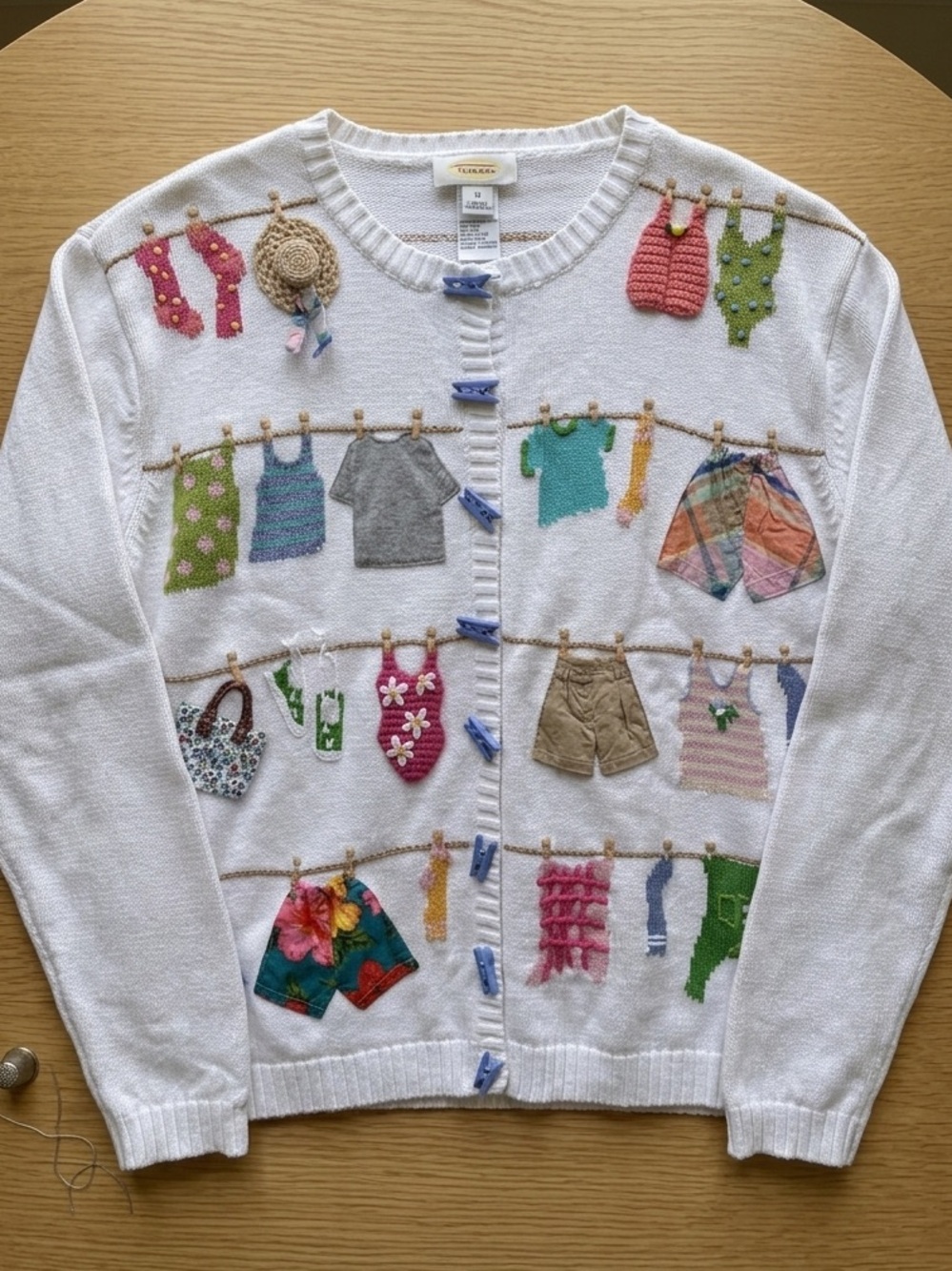 Vintage Talbots size M whimsical clothes line 90s cardigan clothspin buttons - Picture 1 of 10